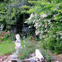 Landhaus Wildfeuer: Pavillon im Garten