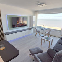 Wohnbereich der Ferienwohnung Nautilus Nr. 27 mit Meerblick in Cuxhaven-Duhnen
