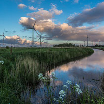 Windkrafträder in Jade-Windpark Wilhelmshaven