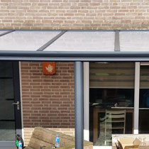 Zwaag tuinkamer met glasdeuren