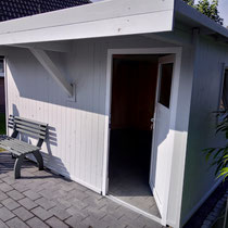 Abstellraum / Gartenhaus Holzständerwerk KVH / Streifenfundament