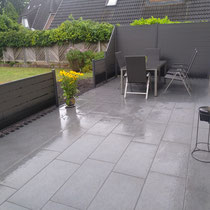 Terrassenbau Keramik in gebundener Bauweise in Drainbeton