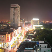 Jiaxing de noche, China