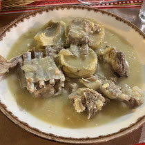Lamm mit Artischocken