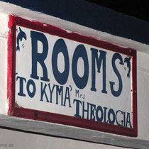 Heißt offiziell "To Kyma"
