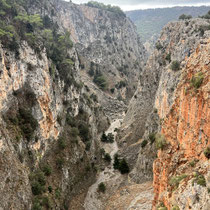 .. über die Schlucht