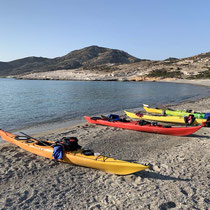 Der Strand von Pano Mersini