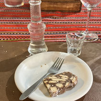 Kormos mit Raki