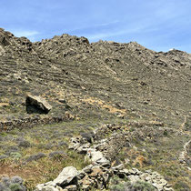 Blick zum Felsenkamm