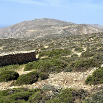 Blick über den Kapsalos und zum Kap Troutsoulas
