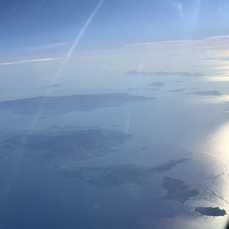 Blick auf die zentralen Kykladen Naxos, Paros, Antiparos und Despotiko. Im Hintergrund Amorgos