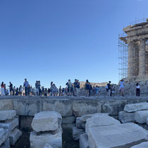 Von den Propyläen zum Parthenon
