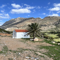 ... zur Kapelle Agios Georgios