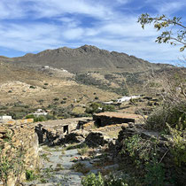 Der Weg hinab ins Tal