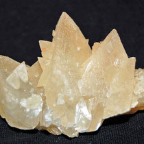 Calcitkristallgruppe  3 cm hoch