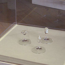 Tre sculture indossabili, pezzi unici in argento