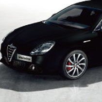 アルファロメオジュリエッタ スポーティなスタイリング 女性ための かわいい おしゃれな車選び