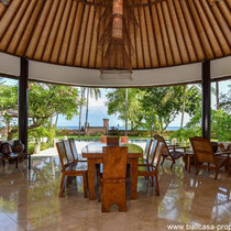 Tropical beachfront villa for sale in North Bali