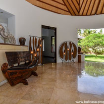 Tropical beachfront villa for sale in North Bali