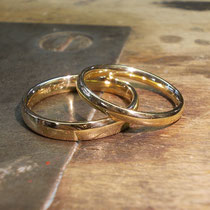 Schöne polierte Trauringe in sattem Gelbgold 585/000 3.3 + 2.3 mm breit