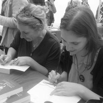 En dédicace avec ma fille Coline, au Printemps du livre de Grenoble 2018