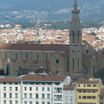die Kirche "Santa Croce" mit den Gebeinen historischer Persönlichkeiten