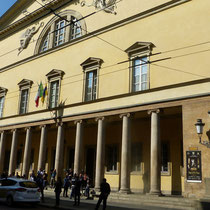 das Teatro Regio, eines der berühmtesten Opernhäuser der Welt, eingeweiht im Jahr 1829