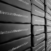 Sitzerhöhungen für das Gewerbe, Theater