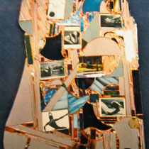 Eine ganz verrückte Collage aus Bildern, Spiegeln und farbigen Gläsern.