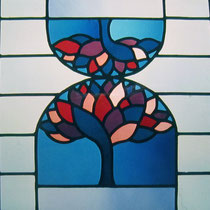 Das ist meine allererste Bleiverglasung - in einem Tiffany-Kurs entstanden... danach wollte ich Glasmalerin werden.