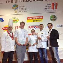1 platz mit cookart salzburg  bcc in innsbruck let's rock — von rechts mit Eberhard Seyffer obmann des vkö tirol, Robert Hutegger cookart elite salzburg, Melanie Redl cookart elite salzburg , Manfred Höhenwarter cookart elite trainer salzburg und Tomek Ki