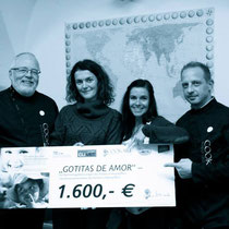 VON RECHTS Eberhard Seyffer COOKART ORG, Organisation Gotitas de Amor Lucia Nania COOKART ORG PRIND UND DESIGN und Martin  - Gourmet Südtirol