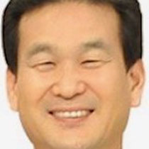 辛坊治郎
