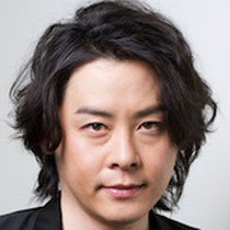 河村隆一