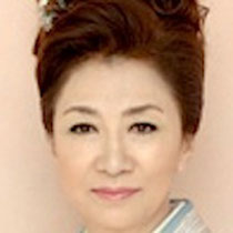 大月みやこ