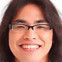 中岡創一