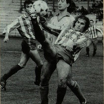 Derby contra el Salleko en Ellakuri, en la temporada 1989-90.