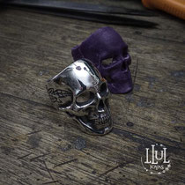Anillo calavera, hecho en plata 950 con impresión en 3d.