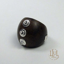 Anillos de madera con aplicaciones de plata 950.