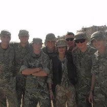 13 septembre 2011 - Cheryl rend visite aux troupes britanniques en Afghanistan.