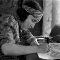 1938 India : Hedi Mertens rendering her husband Walter's plans for the Ashram.