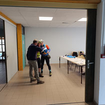 Nicolas s'occupe de donner les derniers détails.