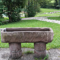 Armbad in 87541 Bad Hindelang, im Hirschbachwäldchen (Oberallgäu)