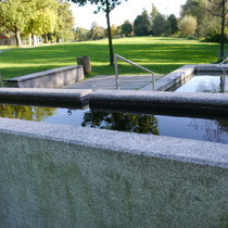 Wassertretbecken und Armbad in 94469 Deggendorf - Stadtpark (Foto LRA Deggendorf)