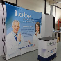 HELLO.XPRESS Promotionstand / Grafik 3x3