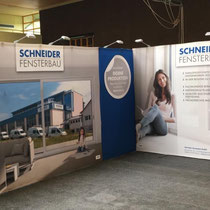 XTENSION Faltwand Messestand / Größen 4x3, 3x3 und 2x3, mit Beleuchtung und Stabilisierungsfüßen