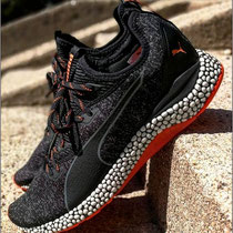 Der 'HYBRID Runner' von Puma im Test.