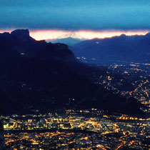 lever de soleil sur le mont blanc nuit en portaledge grenoble
