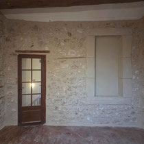 mur de chambre en pierre