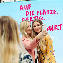 Pixlip-GO Lightbox Pressewand